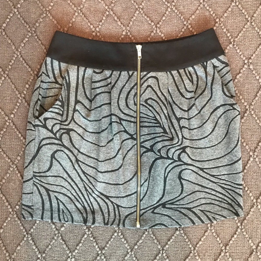 Forever 21 Black/Gray Swirl Skirt